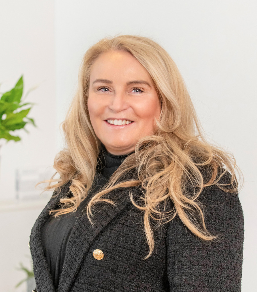Meet the team Sara